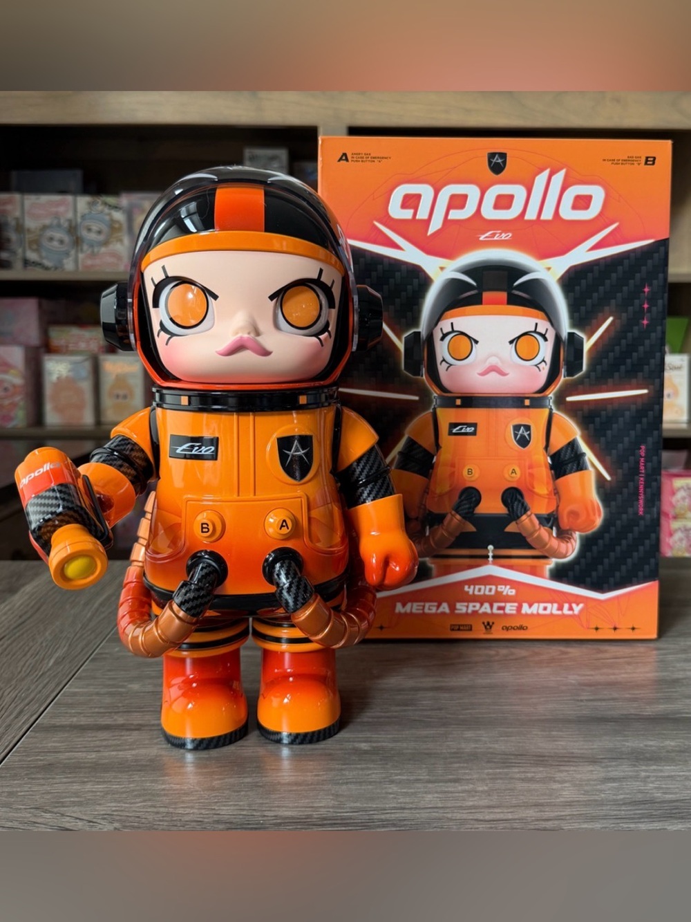 Pop Mart Mega Space Molly 400% Apollo - Picture 3 of 16